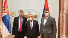 2. април 2021. (с лева на десно) Председник Одбора за спољне послове, амбасадор Републике Јерменије на нерезиденцијалној основи и председник Посланичке групе пријатељства са Јерменијом